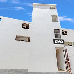 Super Hotel O Easy Stay Inn